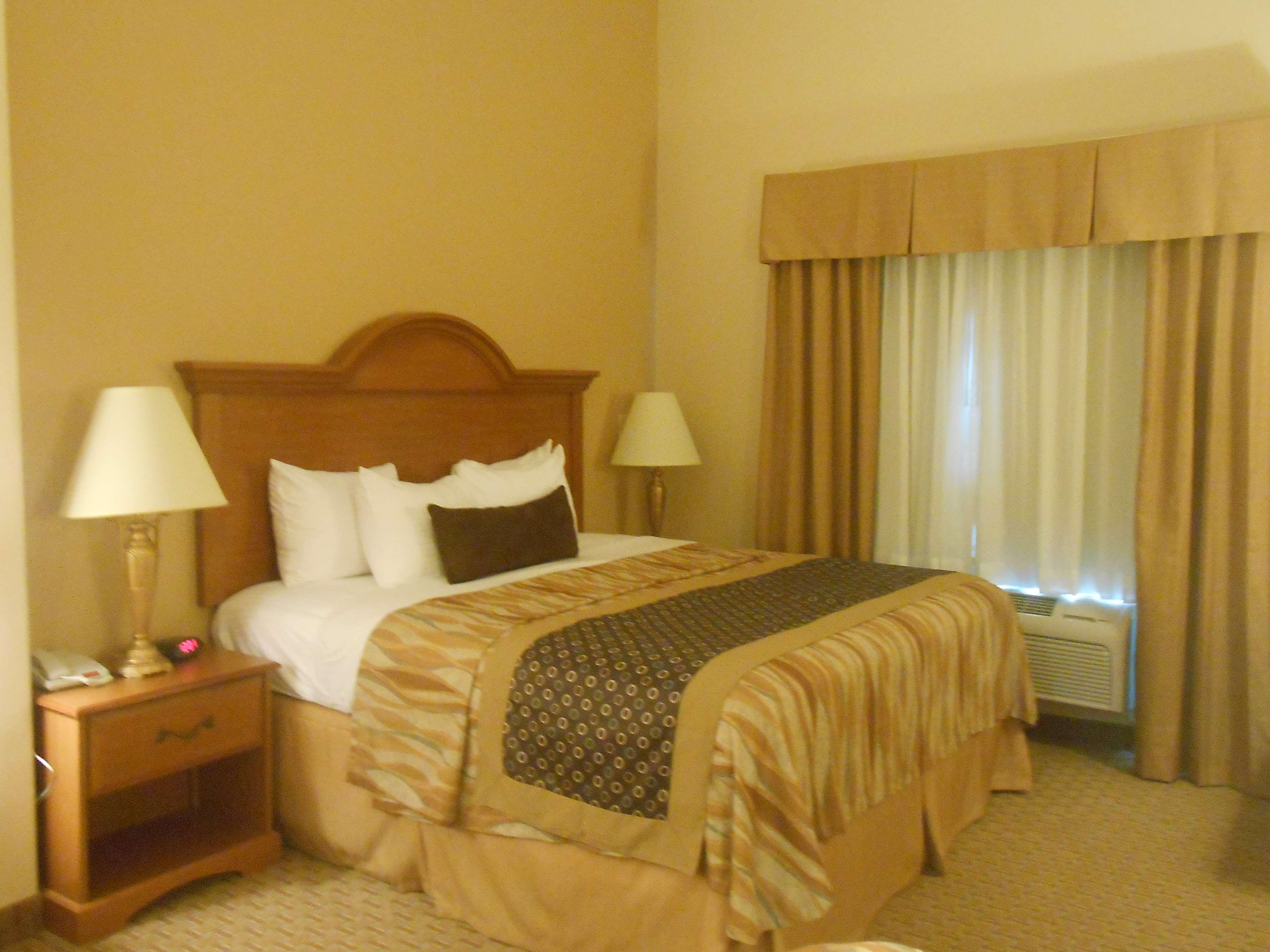 Best Western Plus New Caney Inn & Suites Eksteriør billede