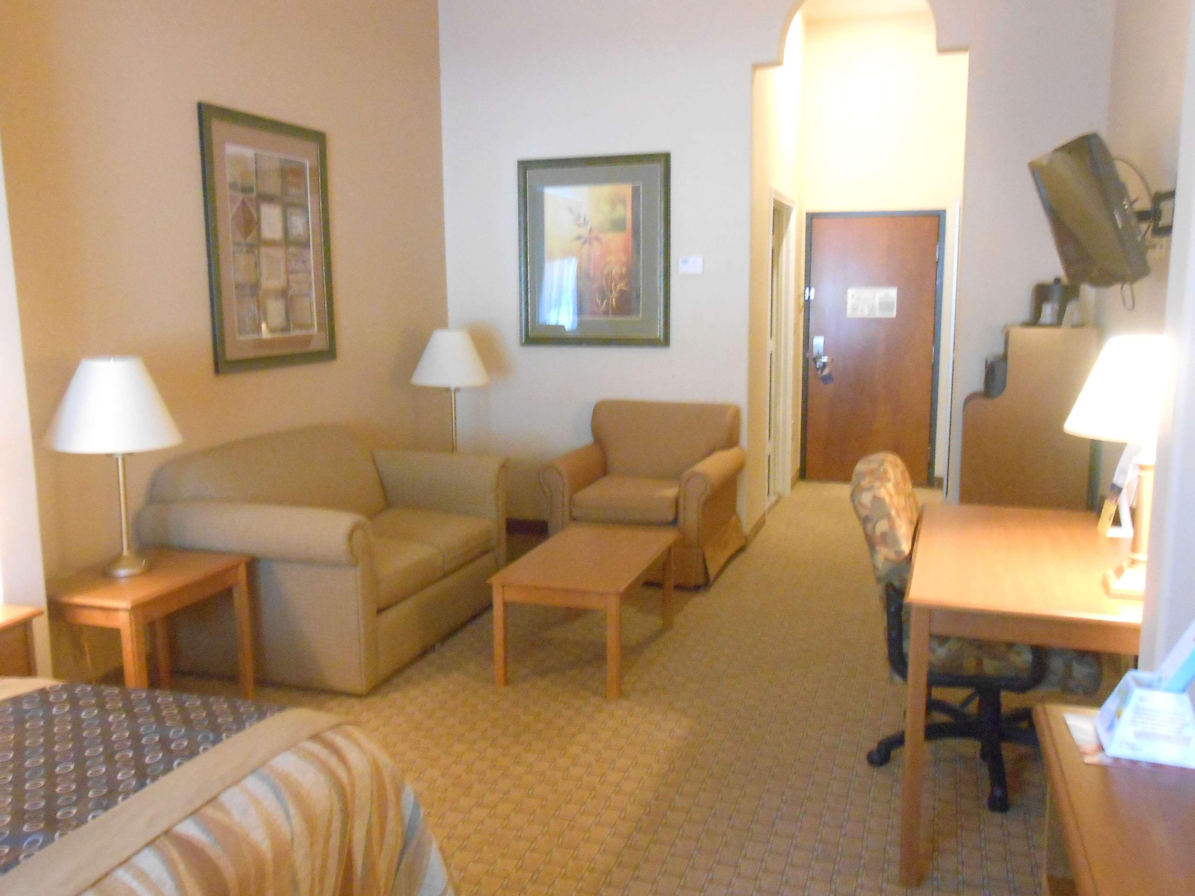 Best Western Plus New Caney Inn & Suites Eksteriør billede