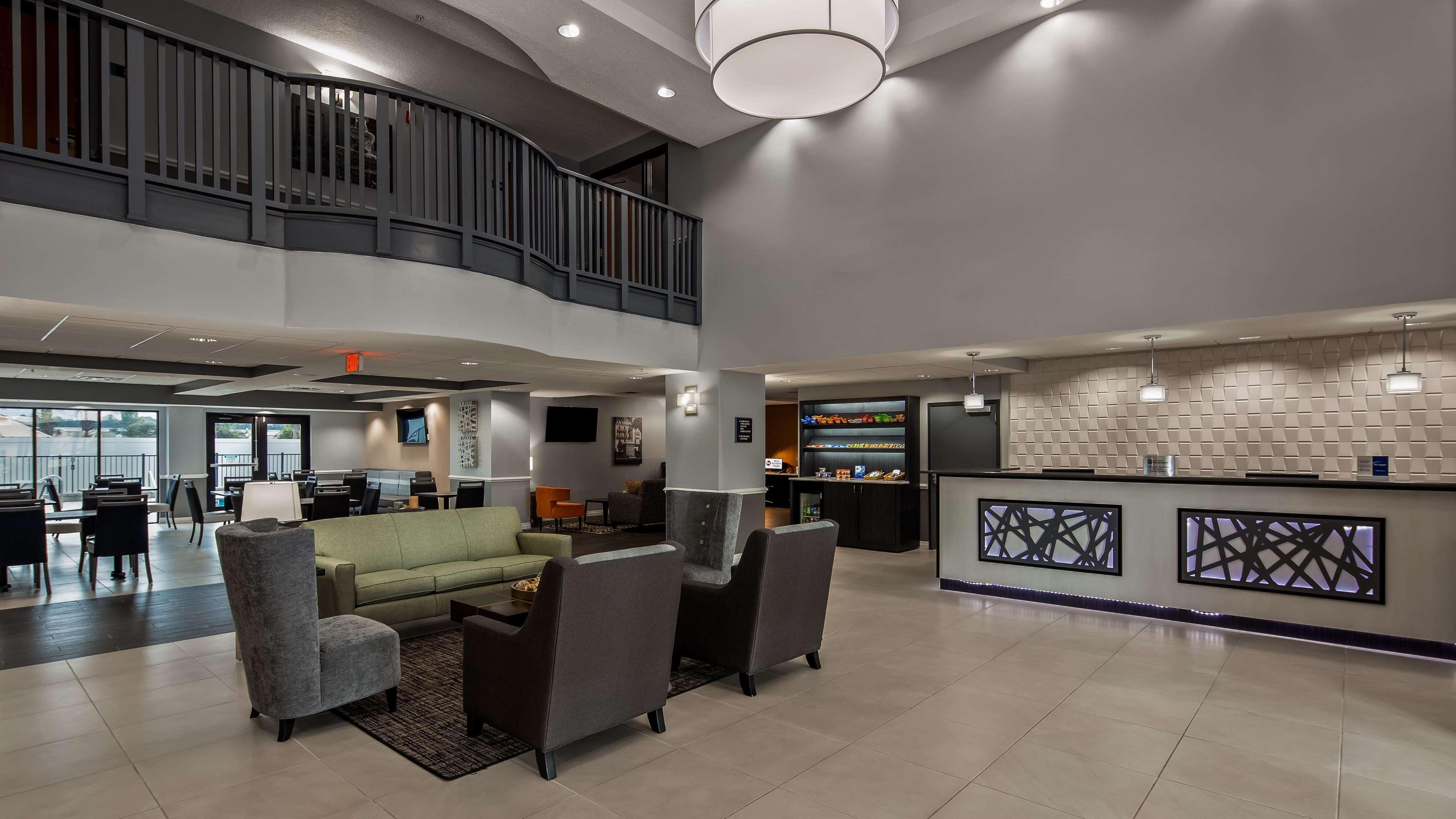 Best Western Plus New Caney Inn & Suites Eksteriør billede