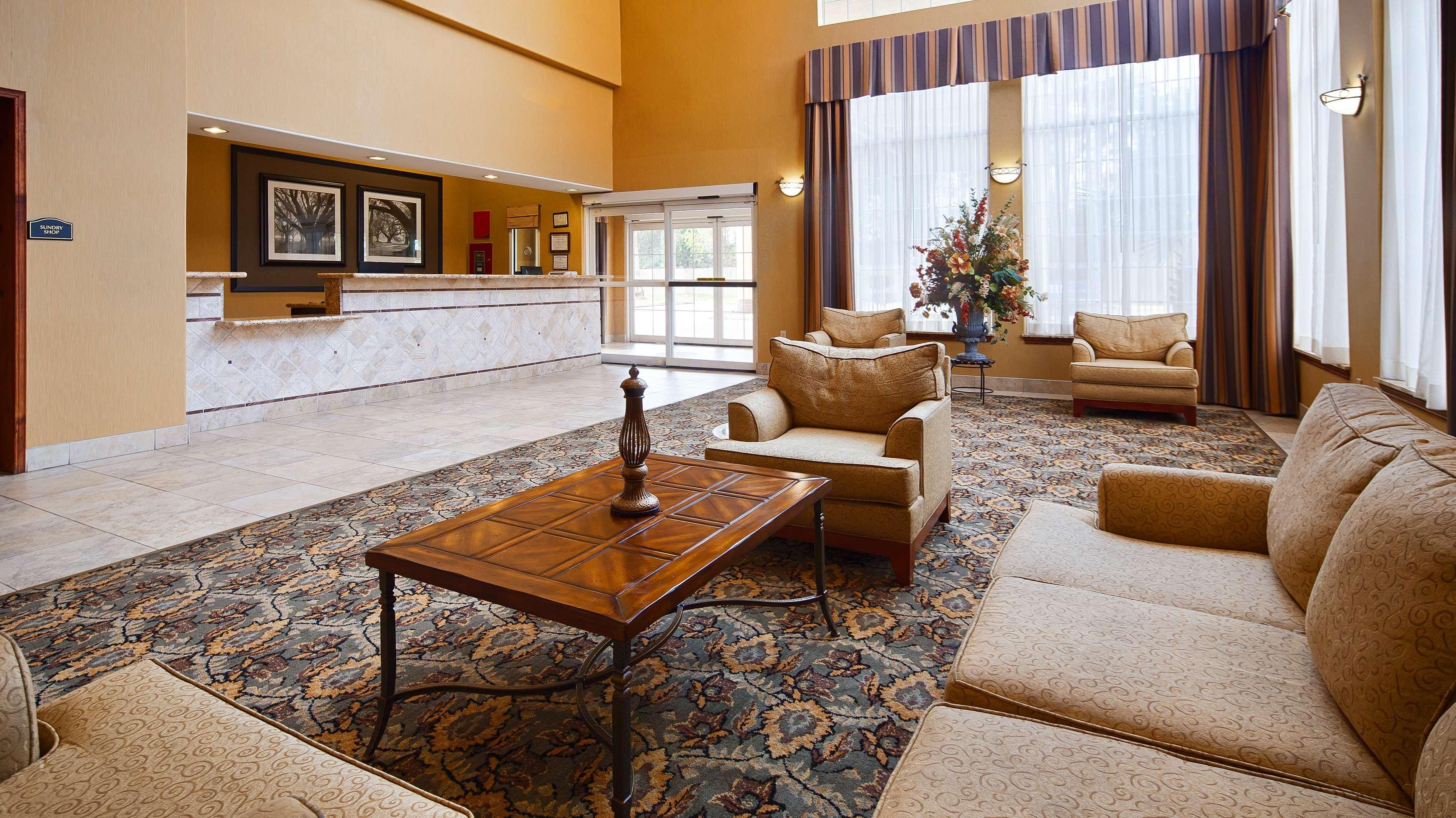 Best Western Plus New Caney Inn & Suites Eksteriør billede