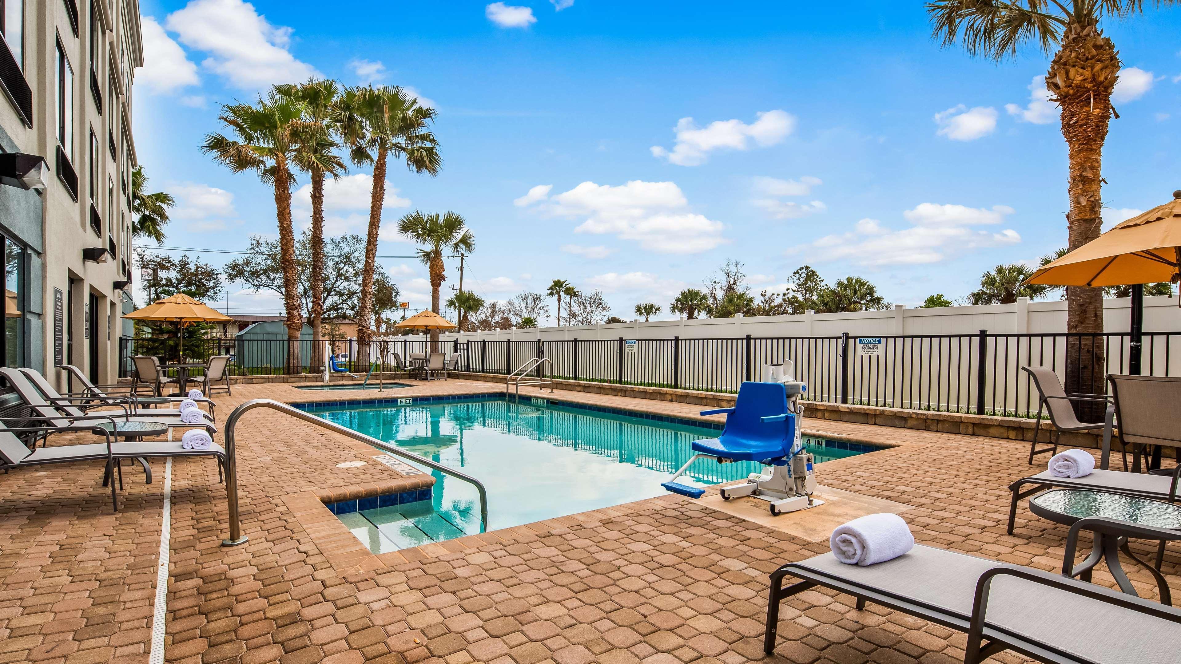 Best Western Plus New Caney Inn & Suites Eksteriør billede