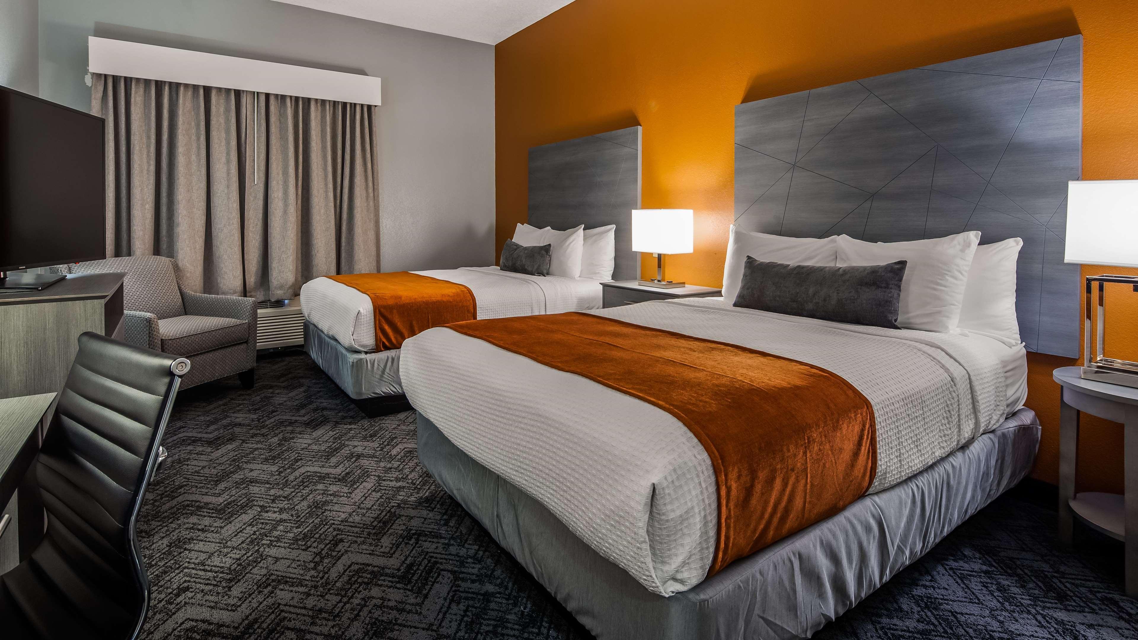 Best Western Plus New Caney Inn & Suites Eksteriør billede