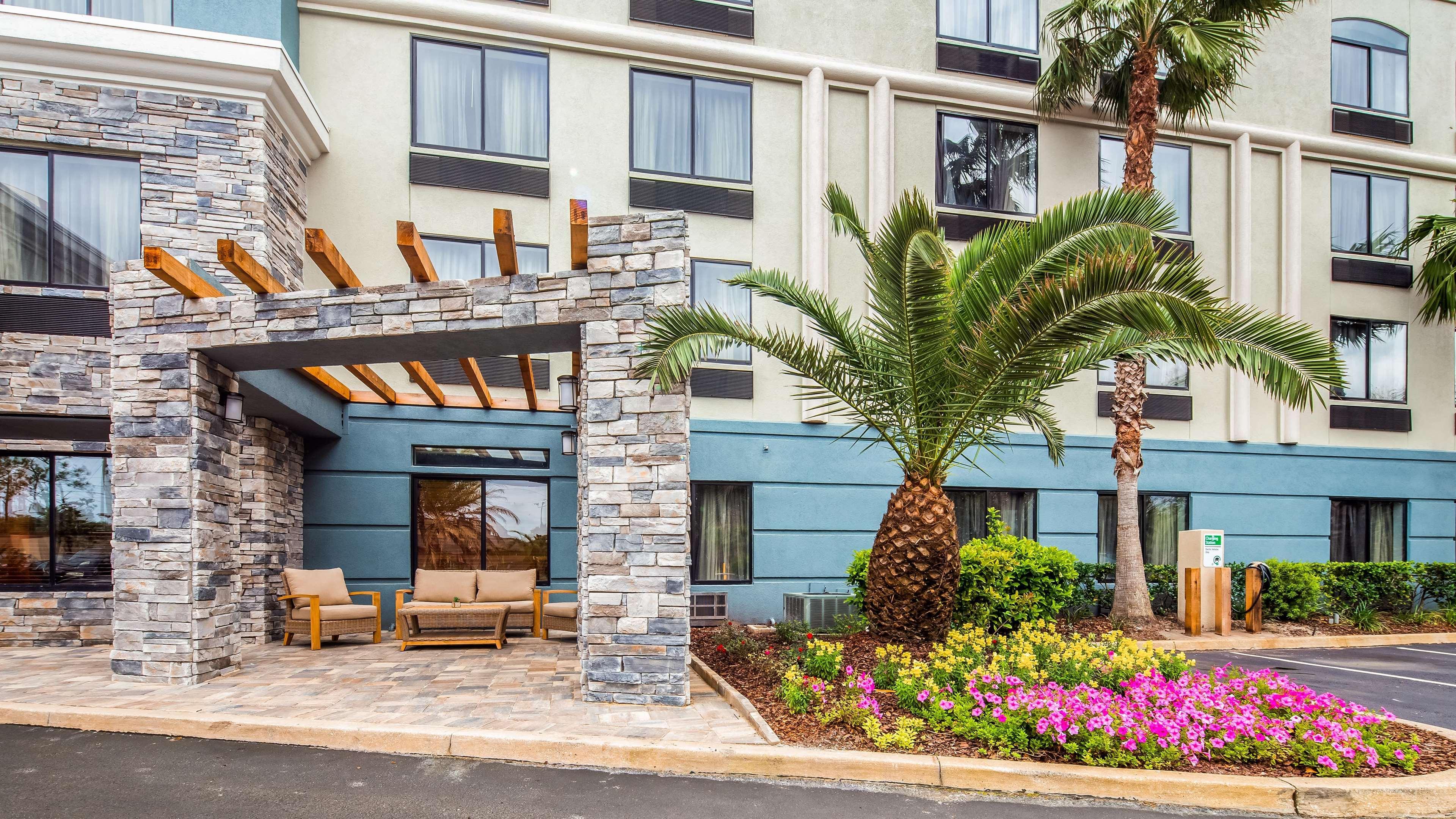 Best Western Plus New Caney Inn & Suites Eksteriør billede