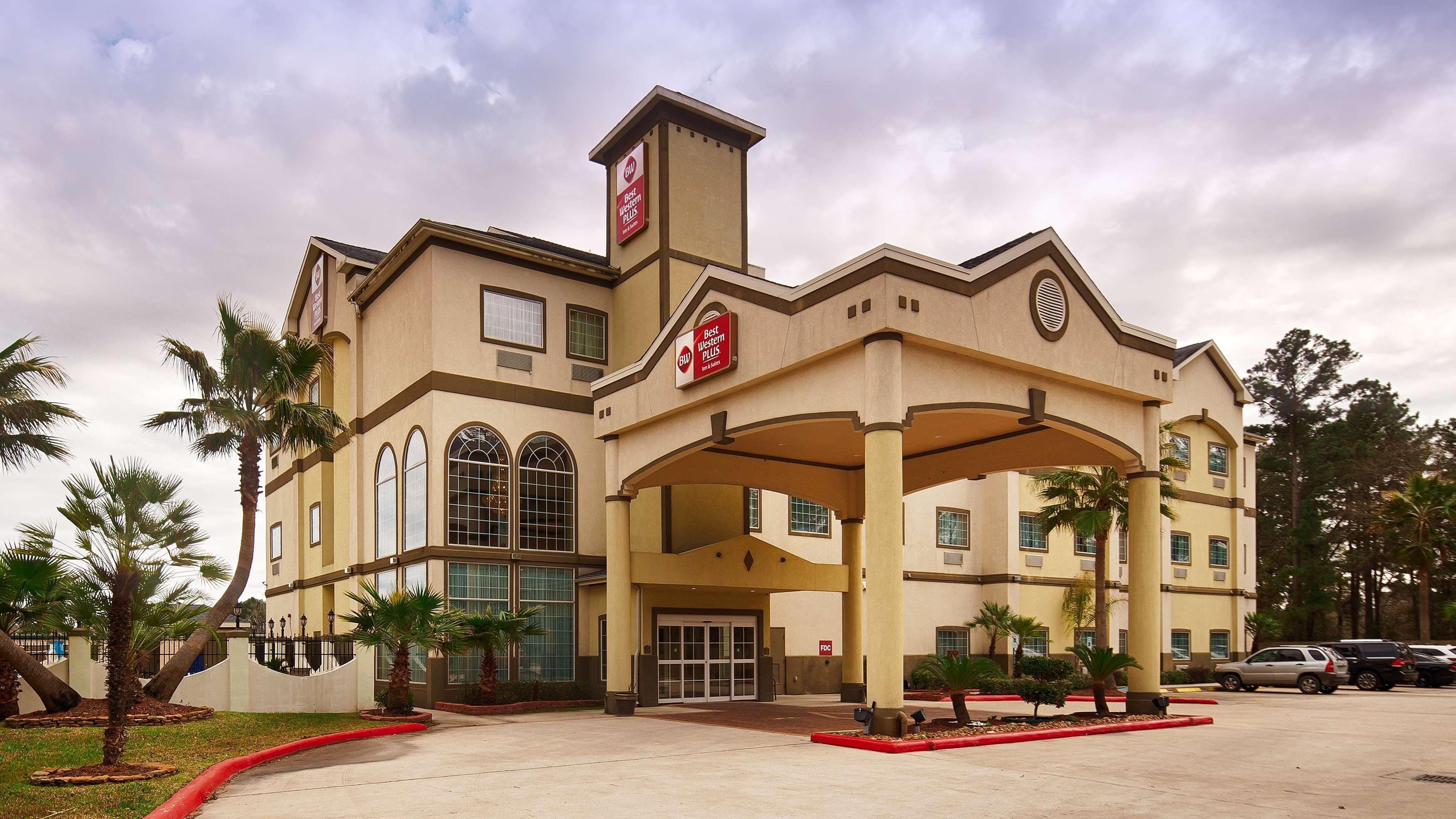 Best Western Plus New Caney Inn & Suites Eksteriør billede
